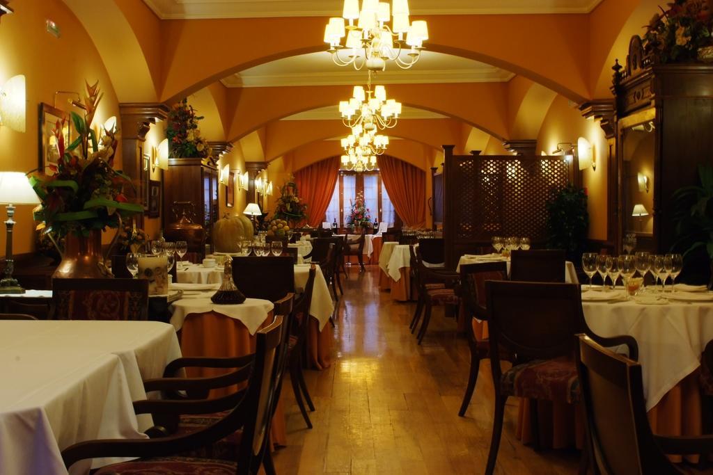 أوليتي Hotel Restaurante Casa Zanito المظهر الخارجي الصورة